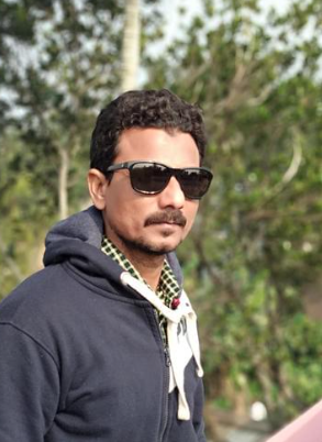 <em><strong>Alejandro H.</strong></em>